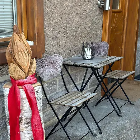 Anna Apartman